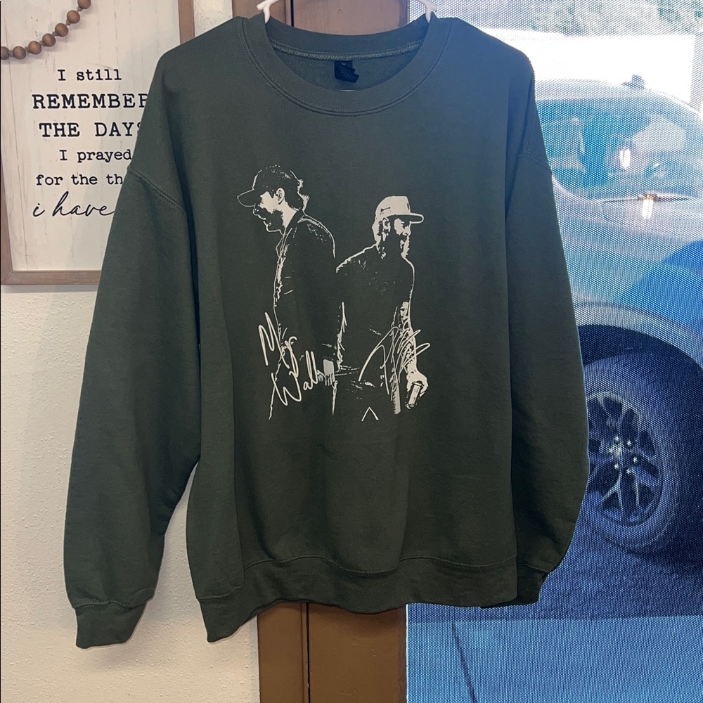 Gildan Graphic Crewneck
